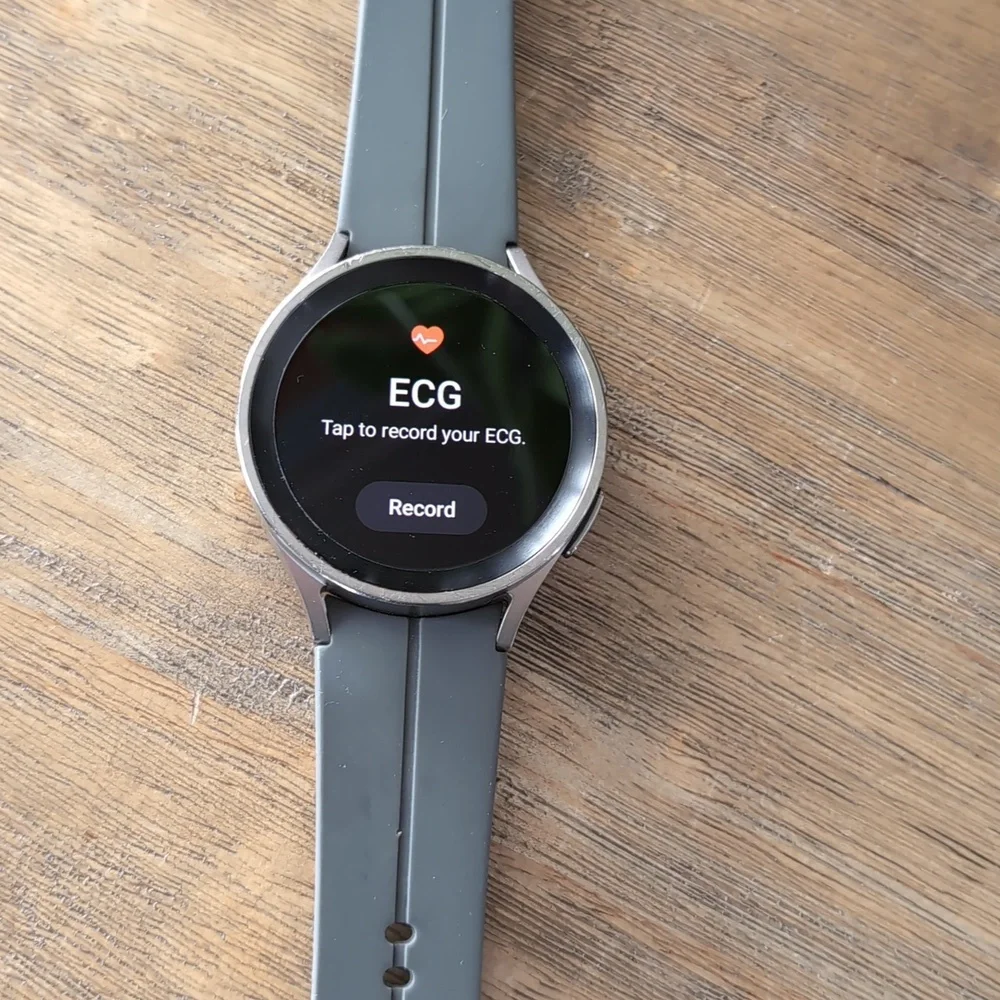 Samsung Galaxy Watch 5 Pro Gray Titanium Premium Fitness Style